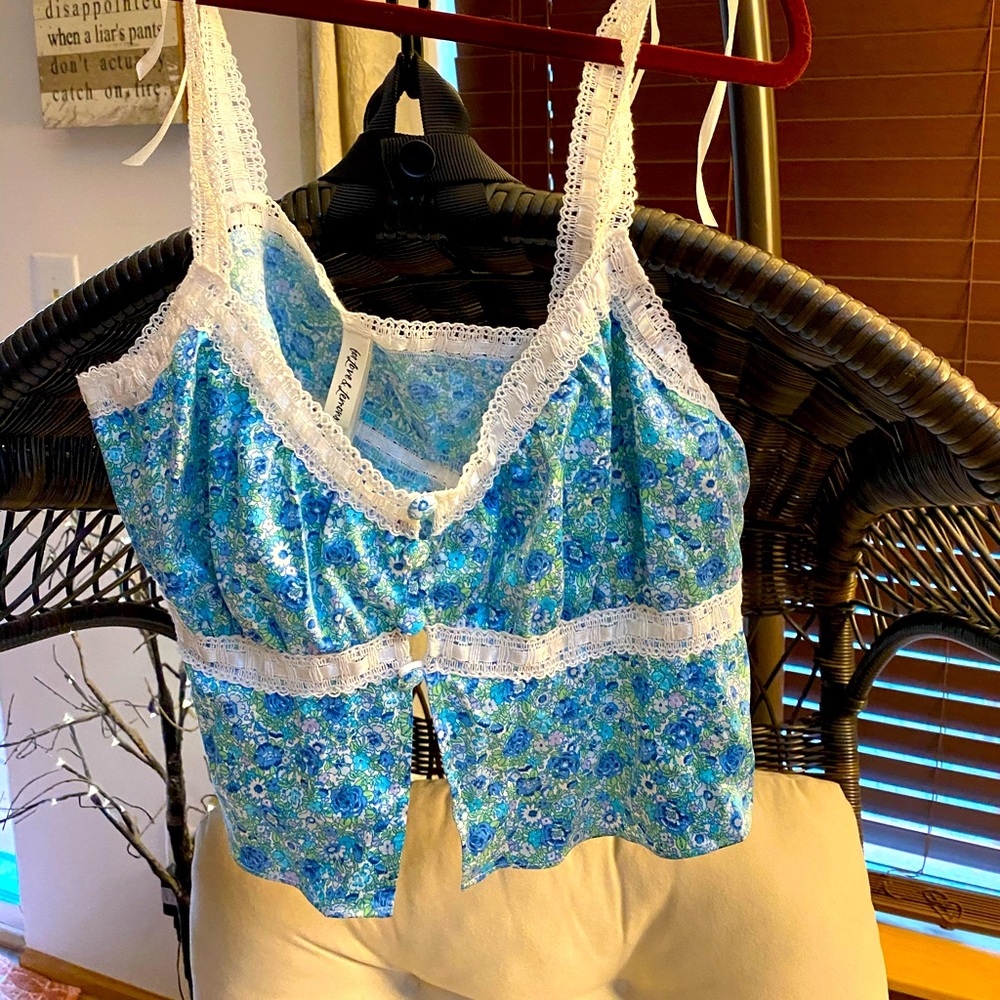 NWOT crop top for sleeping or wear with shorts in the warm weather